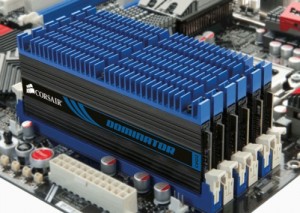 Corsair โชว์พลัง 24GB Dominator Kit!
