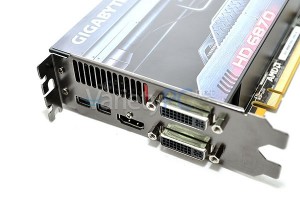 ความแรงระดับกลาง Gigabyte AMD Radeon HD 6870