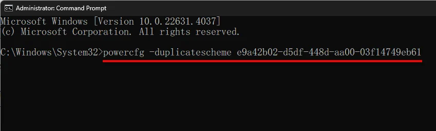ภาพหน้าต่างโปรแกรม Command Prompt สีดำ แสดงขั้นตอนการคัดลอกและวางชุดคำสั่ง powercfg เพื่อเตรียมความพร้อมสำหรับ วิธีเปิด Ultimate Performance Windows 11 ซึ่งเป็นการสร้างแผนพลังงานประสิทธิภาพสูงสุดระดับฮาร์ดแวร์ลงในระบบปฏิบัติการของคุณอย่างถูกต้องและปลอดภัย