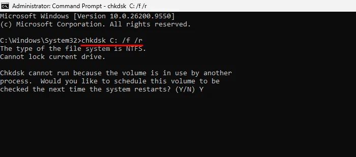 การสั่งตรวจเช็กสภาพไดรฟ์จัดเก็บข้อมูลด้วยคำสั่ง chkdsk C: /f /r เพื่อค้นหาเซกเตอร์ที่เสียหาย